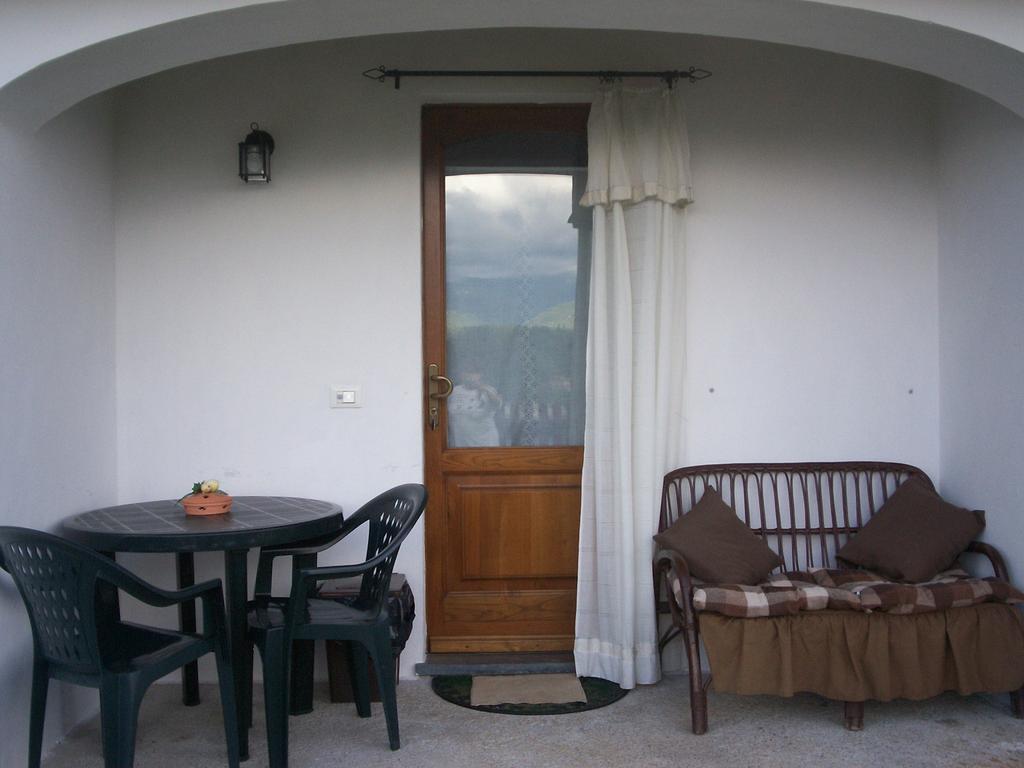Hermitage Holidays Gallicano Exterior foto